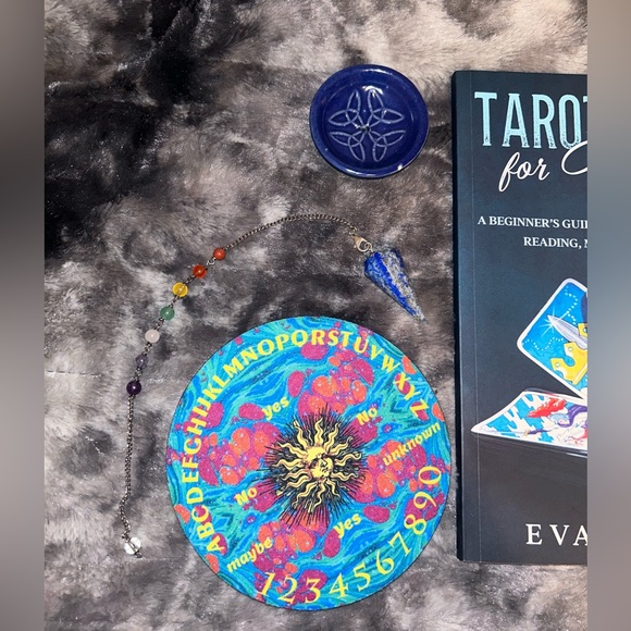 Tarot Bundle - Picture 3 of 4